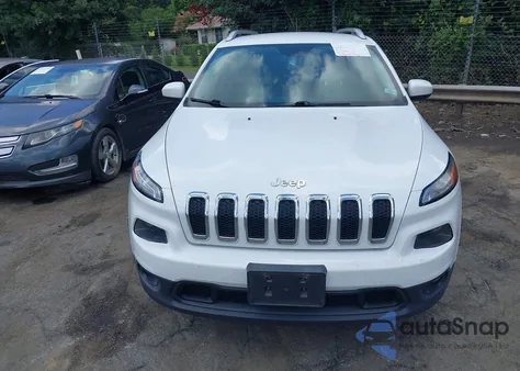 2015 Jeep Cherokee Latitude из США, поврежденный, VIN 1C4PJMCS2FW504782